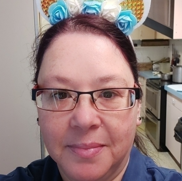 Meet your Posher, Susan - Picture 1 of 1